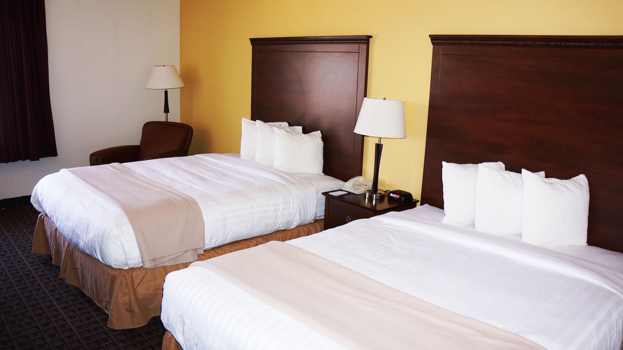 Americinn By Wyndham Madison West Ngoại thất bức ảnh
